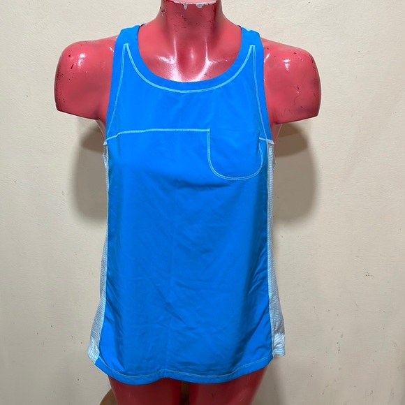 lululemon athletica Tops - EUC Lululemon Size medium athletic tank.
